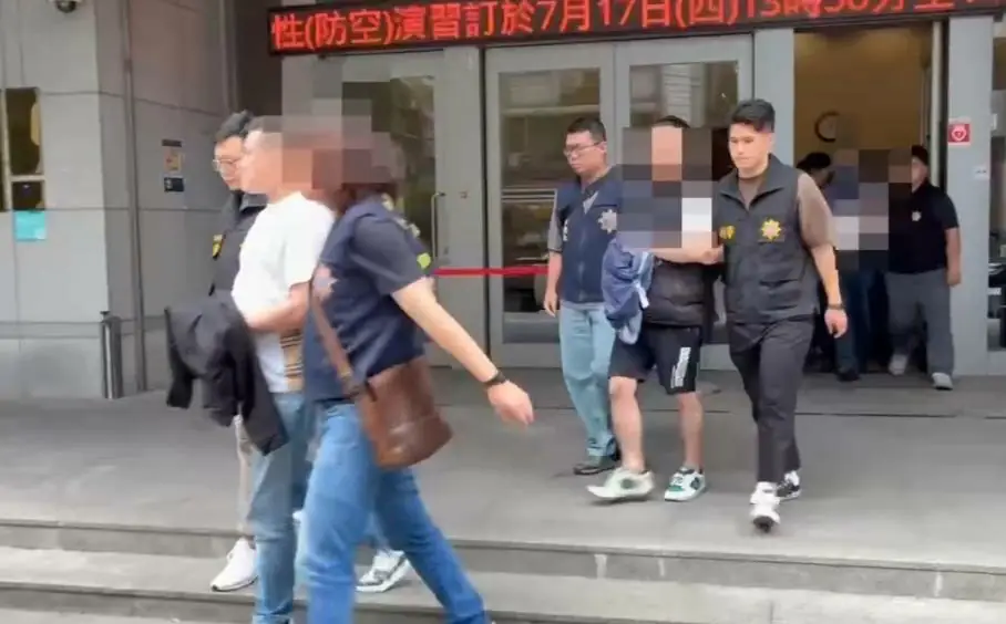 一干人等訊後遭移送法辦。（松山分局提供）